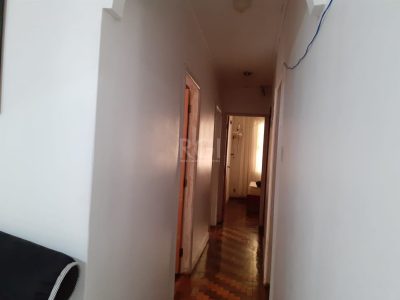 Casa à venda com 360m², 3 quartos, 1 suíte, 4 vagas no bairro Santana em Porto Alegre - Foto 6