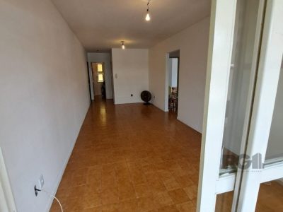 Apartamento à venda com 97m², 3 quartos, 1 vaga no bairro Centro em Capão da Canoa - Foto 5