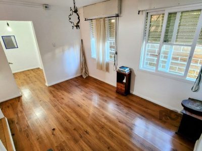 Casa à venda com 280m², 4 quartos, 5 vagas no bairro Santa Tereza em Porto Alegre - Foto 5