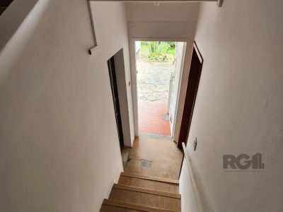 Casa à venda com 280m², 4 quartos, 5 vagas no bairro Santa Tereza em Porto Alegre - Foto 17