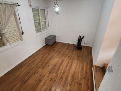 Casa à venda com 280m², 4 quartos, 5 vagas no bairro Santa Tereza em Porto Alegre - Foto 24