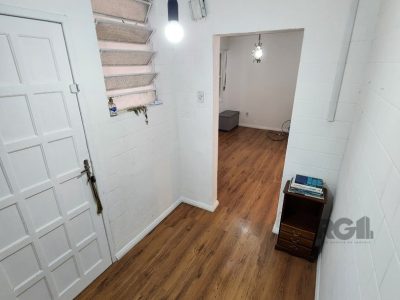 Casa à venda com 280m², 4 quartos, 5 vagas no bairro Santa Tereza em Porto Alegre - Foto 26