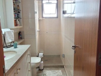 Apartamento à venda com 206m², 3 quartos, 3 suítes, 3 vagas no bairro Menino Deus em Porto Alegre - Foto 28