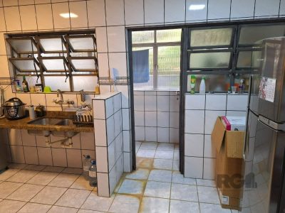 Apartamento à venda com 121m², 3 quartos, 2 suítes, 1 vaga no bairro Petrópolis em Porto Alegre - Foto 6