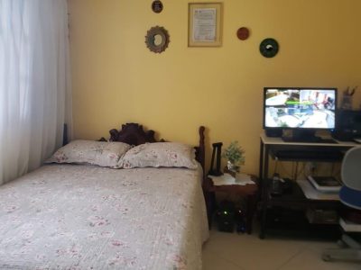 Casa à venda com 270m², 4 quartos, 1 suíte, 5 vagas no bairro Ipanema em Porto Alegre - Foto 21