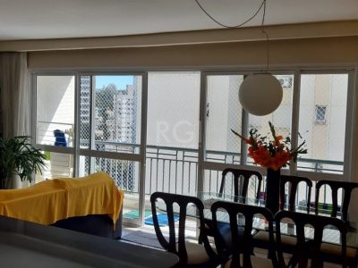 Apartamento à venda com 105m², 3 quartos, 1 suíte, 2 vagas no bairro Passo d'Areia em Porto Alegre - Foto 19