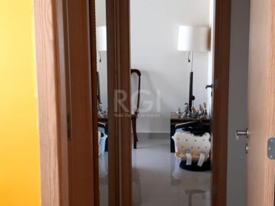 Apartamento à venda com 105m², 3 quartos, 1 suíte, 2 vagas no bairro Passo d'Areia em Porto Alegre - Foto 24