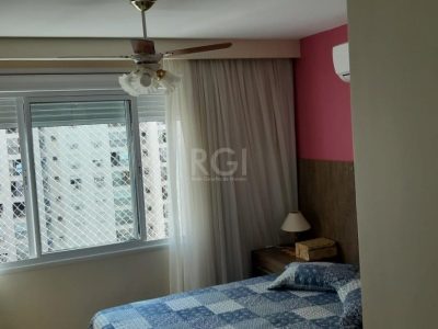 Apartamento à venda com 105m², 3 quartos, 1 suíte, 2 vagas no bairro Passo d'Areia em Porto Alegre - Foto 31