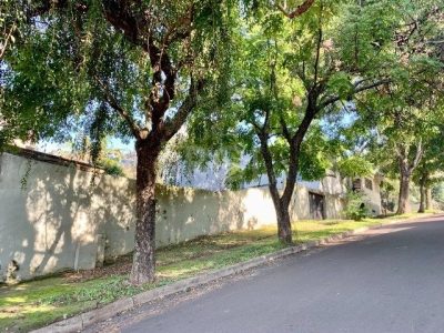 Casa à venda com 200m², 3 quartos, 1 suíte, 1 vaga no bairro Jardim do Salso em Porto Alegre - Foto 5