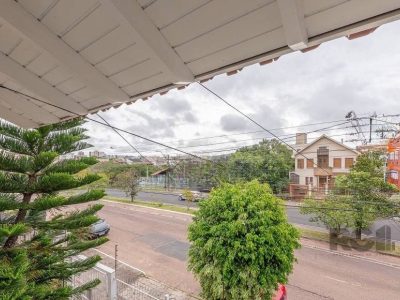 Casa à venda com 360m², 3 quartos, 1 suíte, 3 vagas no bairro Jardim Itu em Porto Alegre - Foto 18