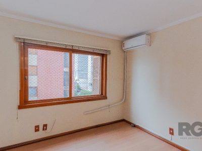 Apartamento à venda com 132m², 3 quartos, 1 suíte, 2 vagas no bairro Bela Vista em Porto Alegre - Foto 11