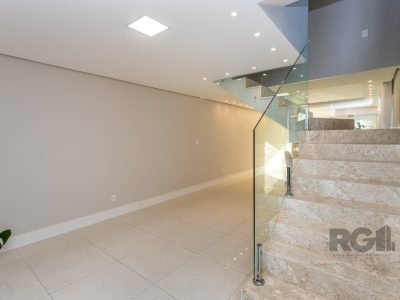 Casa à venda com 138m², 4 quartos, 1 suíte, 3 vagas no bairro Santo Antônio em Porto Alegre - Foto 11