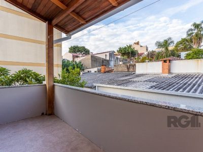 Casa à venda com 138m², 4 quartos, 1 suíte, 3 vagas no bairro Santo Antônio em Porto Alegre - Foto 47