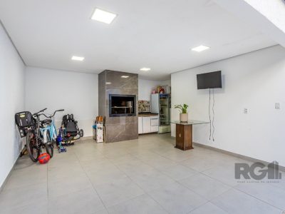 Casa à venda com 138m², 4 quartos, 1 suíte, 3 vagas no bairro Santo Antônio em Porto Alegre - Foto 49