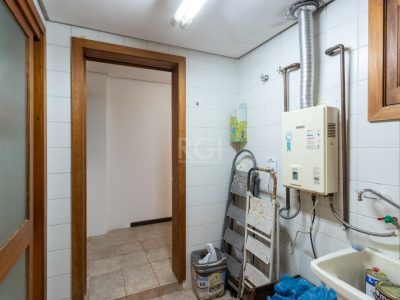 Casa Condominio à venda com 215m², 4 quartos, 1 suíte, 2 vagas no bairro Tristeza em Porto Alegre - Foto 18