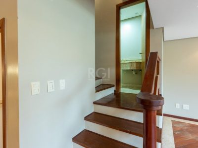 Casa Condominio à venda com 215m², 4 quartos, 1 suíte, 2 vagas no bairro Tristeza em Porto Alegre - Foto 22