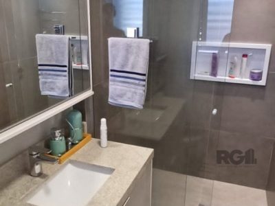 Apartamento à venda com 76m², 2 quartos, 1 suíte, 2 vagas no bairro Navegantes em Porto Alegre - Foto 19