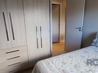 Apartamento à venda com 76m², 2 quartos, 1 suíte, 2 vagas no bairro Navegantes em Porto Alegre - Foto 14