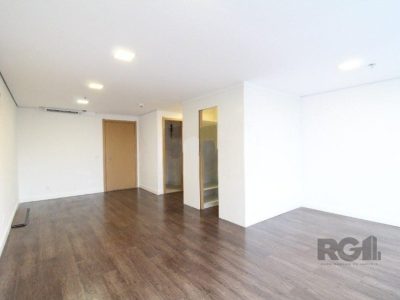 Conjunto/Sala à venda com 41m², 1 vaga no bairro Independência em Porto Alegre - Foto 6