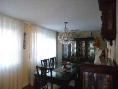 Apartamento à venda com 179m², 4 quartos, 1 suíte, 3 vagas no bairro Moinhos de Vento em Porto Alegre - Foto 32