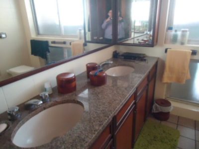 Apartamento à venda com 179m², 4 quartos, 1 suíte, 3 vagas no bairro Moinhos de Vento em Porto Alegre - Foto 8