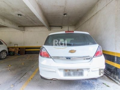 Apartamento à venda com 120m², 3 quartos, 1 suíte, 1 vaga no bairro Menino Deus em Porto Alegre - Foto 18