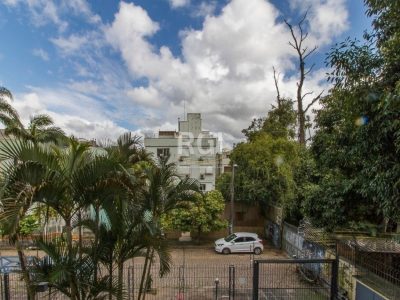 Apartamento à venda com 120m², 3 quartos, 1 suíte, 1 vaga no bairro Menino Deus em Porto Alegre - Foto 17