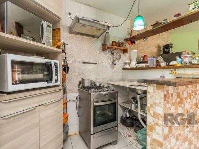 Casa à venda com 300m², 3 quartos, 1 suíte, 5 vagas no bairro Cristal em Porto Alegre - Foto 34