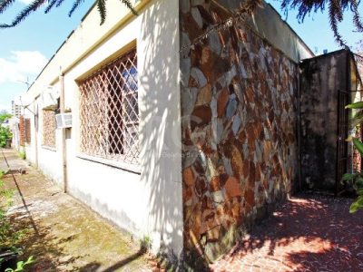 Casa à venda com 450m², 4 quartos, 1 suíte, 6 vagas no bairro Boa Vista em Porto Alegre - Foto 23