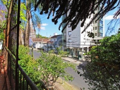 Casa à venda com 450m², 4 quartos, 1 suíte, 6 vagas no bairro Boa Vista em Porto Alegre - Foto 24