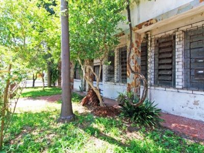 Casa à venda com 450m², 4 quartos, 1 suíte, 6 vagas no bairro Boa Vista em Porto Alegre - Foto 35