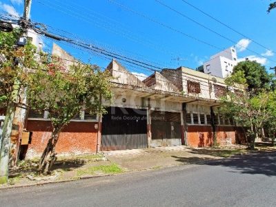 Casa à venda com 450m², 4 quartos, 1 suíte, 6 vagas no bairro Boa Vista em Porto Alegre - Foto 40