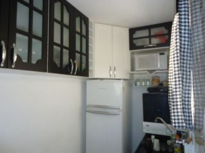 Apartamento à venda com 66m², 2 quartos, 1 vaga no bairro Partenon em Porto Alegre - Foto 8