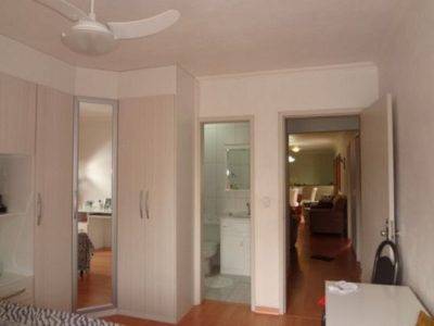 Casa à venda com 330m², 4 quartos, 1 suíte, 3 vagas no bairro Santana em Porto Alegre - Foto 5