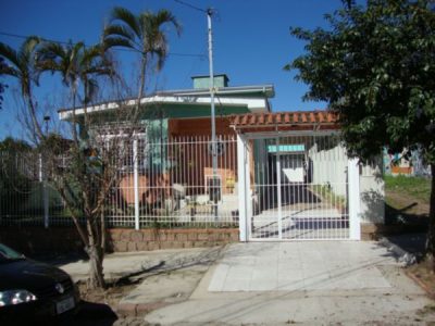 Casa à venda com 140m², 3 quartos, 2 suítes, 1 vaga no bairro Partenon em Porto Alegre - Foto 3