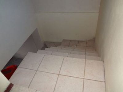 Casa à venda com 190m², 3 quartos, 1 suíte, 1 vaga no bairro Partenon em Porto Alegre - Foto 20