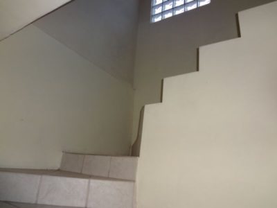 Casa à venda com 190m², 3 quartos, 1 suíte, 1 vaga no bairro Partenon em Porto Alegre - Foto 14