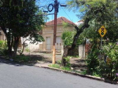 Casa à venda com 250m², 3 quartos no bairro Santo Antônio em Porto Alegre - Foto 2