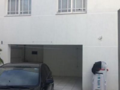 Casa à venda com 100m², 4 quartos, 1 suíte, 3 vagas no bairro Medianeira em Porto Alegre - Foto 6