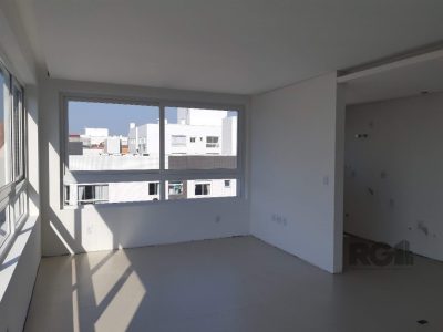 Apartamento à venda com 100m², 3 quartos, 1 suíte, 2 vagas no bairro Navegantes em Capão da Canoa - Foto 5