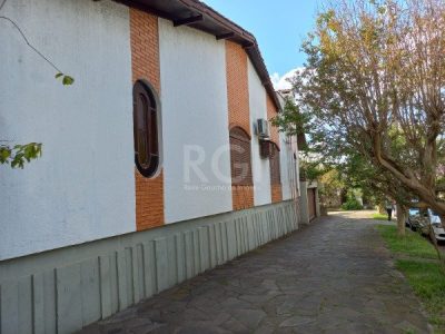 Casa à venda com 369m² no bairro Chácara das Pedras em Porto Alegre - Foto 5