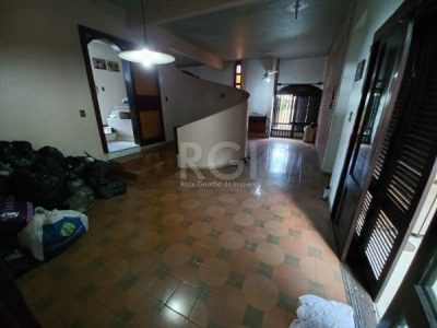 Casa à venda com 369m² no bairro Chácara das Pedras em Porto Alegre - Foto 16