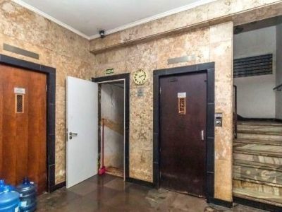 Apartamento à venda com 94m², 3 quartos no bairro Centro em Porto Alegre - Foto 25