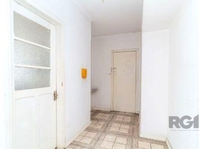 Apartamento à venda com 94m², 3 quartos no bairro Centro em Porto Alegre - Foto 7