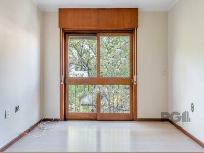 Apartamento à venda com 120m², 3 quartos, 1 suíte, 2 vagas no bairro Petrópolis em Porto Alegre - Foto 6