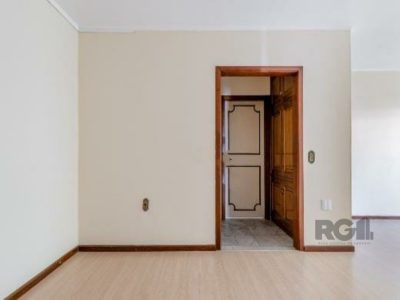 Apartamento à venda com 120m², 3 quartos, 1 suíte, 2 vagas no bairro Petrópolis em Porto Alegre - Foto 7