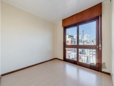 Apartamento à venda com 120m², 3 quartos, 1 suíte, 2 vagas no bairro Petrópolis em Porto Alegre - Foto 11