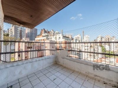 Apartamento à venda com 120m², 3 quartos, 1 suíte, 2 vagas no bairro Petrópolis em Porto Alegre - Foto 12