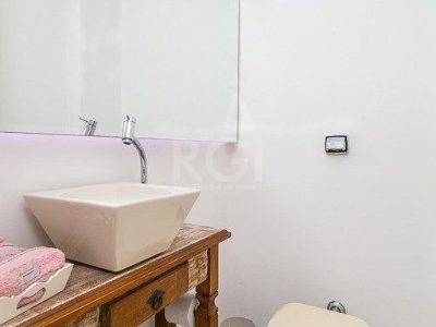 Apartamento à venda com 110m², 3 quartos, 2 suítes, 1 vaga no bairro Petrópolis em Porto Alegre - Foto 16