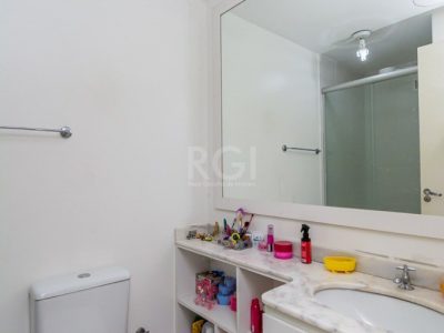 Apartamento à venda com 65m², 3 quartos, 1 suíte, 1 vaga no bairro Vila Ipiranga em Porto Alegre - Foto 17